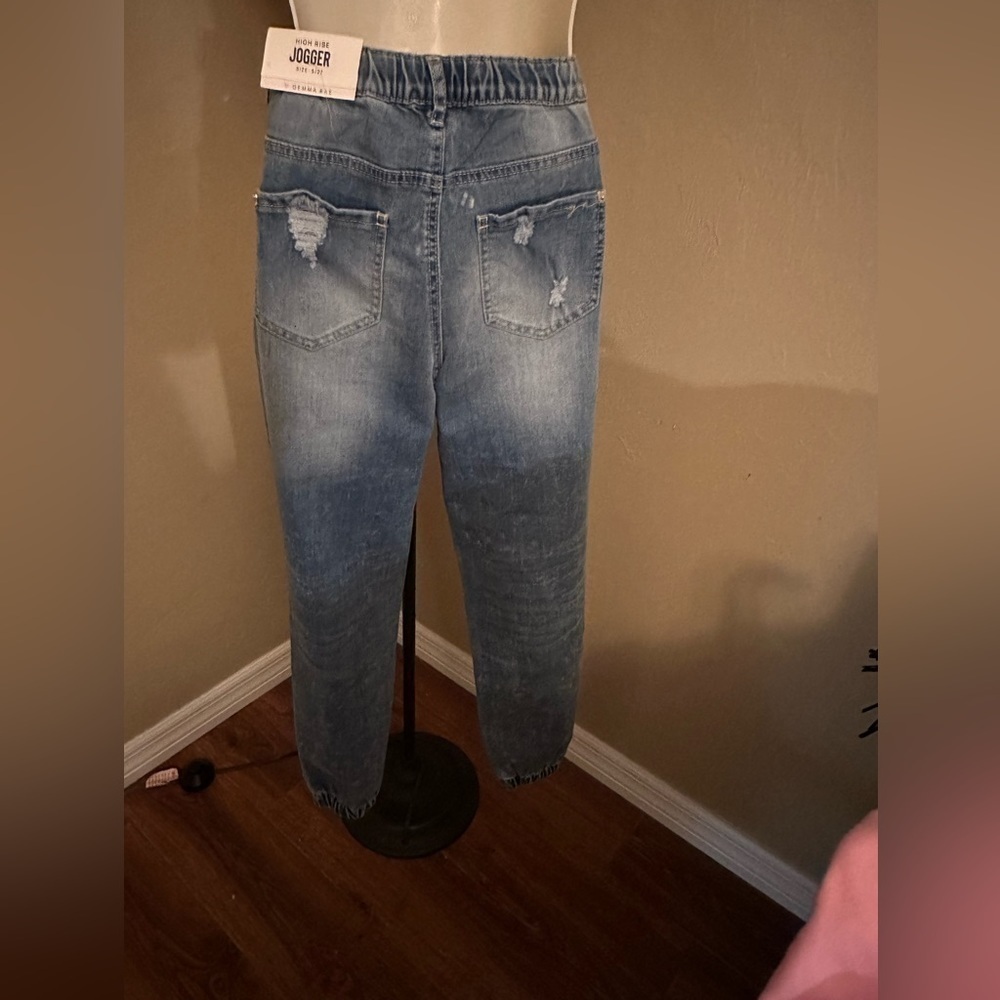 Gemma Rae jogger jeans - Picture 5 of 11